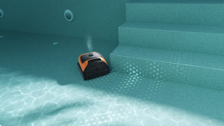 Come scegliere il detergente automatico più adatto alla tua piscina.